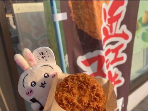 近江牛コロッケ熱々で美味しかったね
口の中火傷してもうた😂