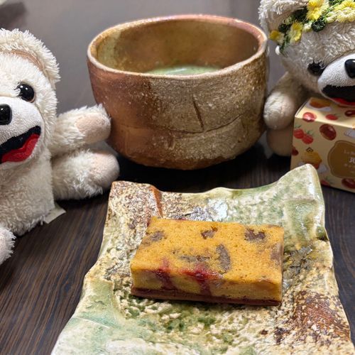 横浜で
買ったお菓子で
ティータイム🫖