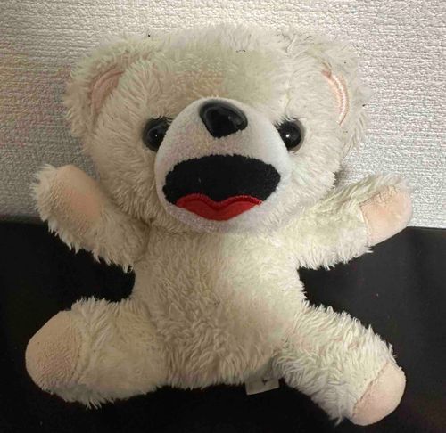 EFGH
E…特徴がないのが特徴
F…松屋が好き(？)
G…口が小さい、そしてかわいい
H…特徴はない