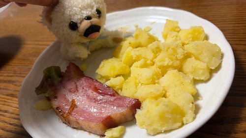 まだ小腹が空いてるから、こっそりポテトとベーコン食べるよ…
他ファにはナイショだよ…🤫