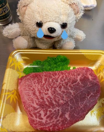 ファーファRのやけ食いは続く…