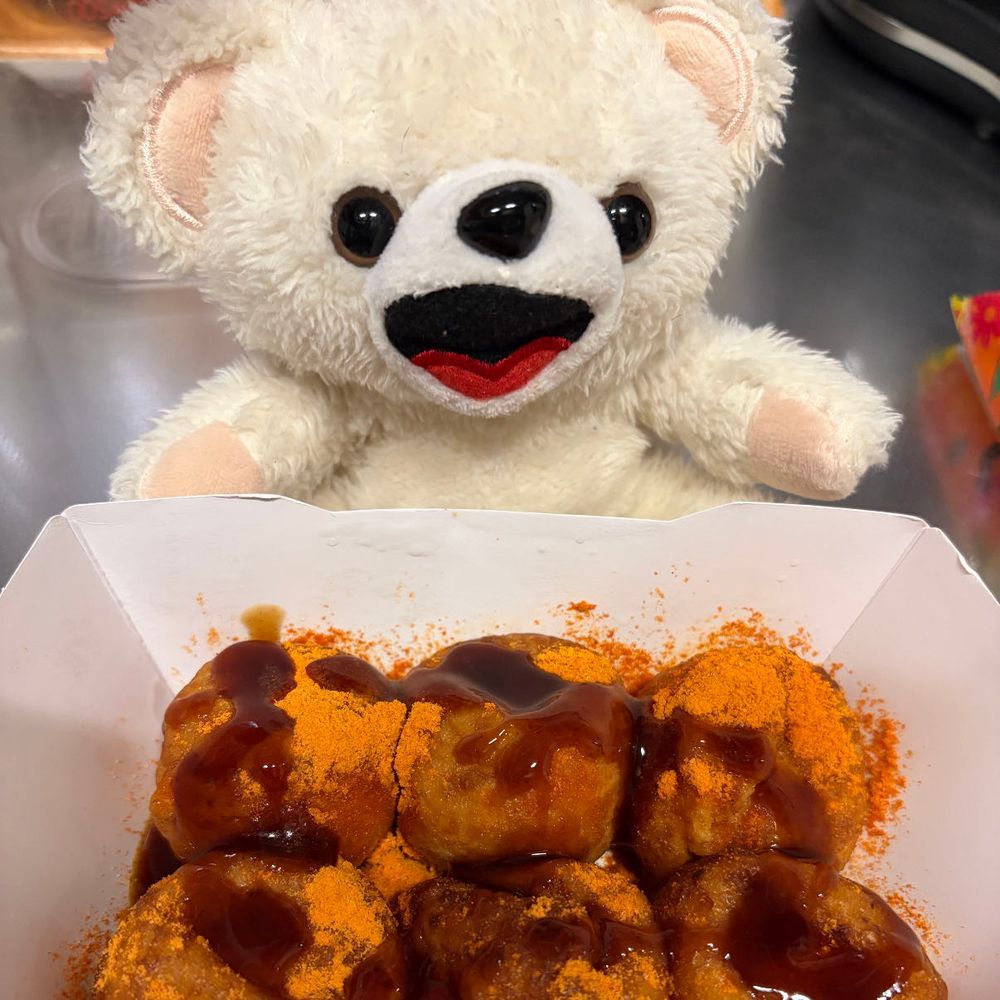 暴君ハバネロのたこ焼き…そんなに辛くはなかったよ…
トリニダード・スコーピオンかけよう…