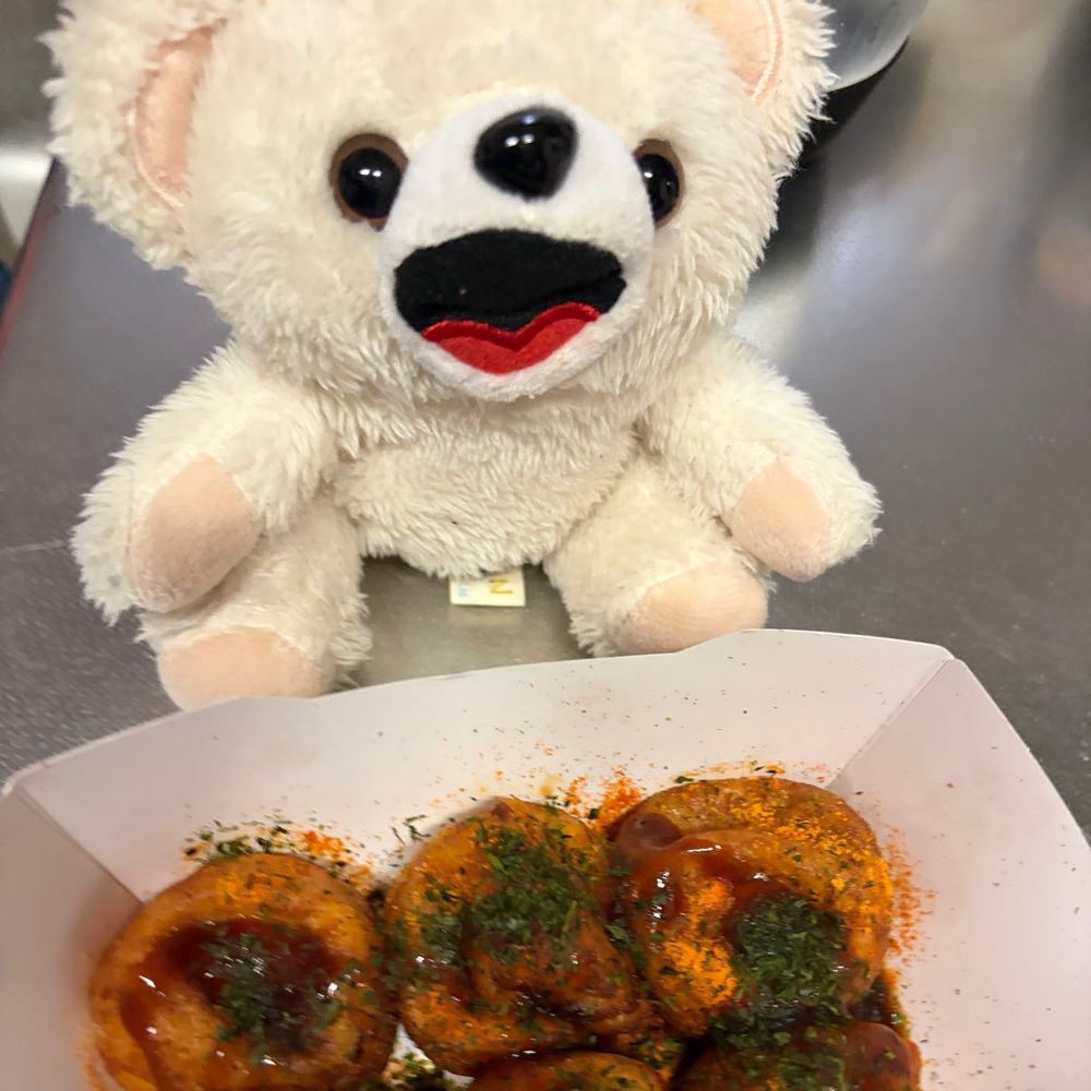 暴君ハバネロのたこ焼き…そんなに辛くはなかったよ…
トリニダード・スコーピオンかけよう…