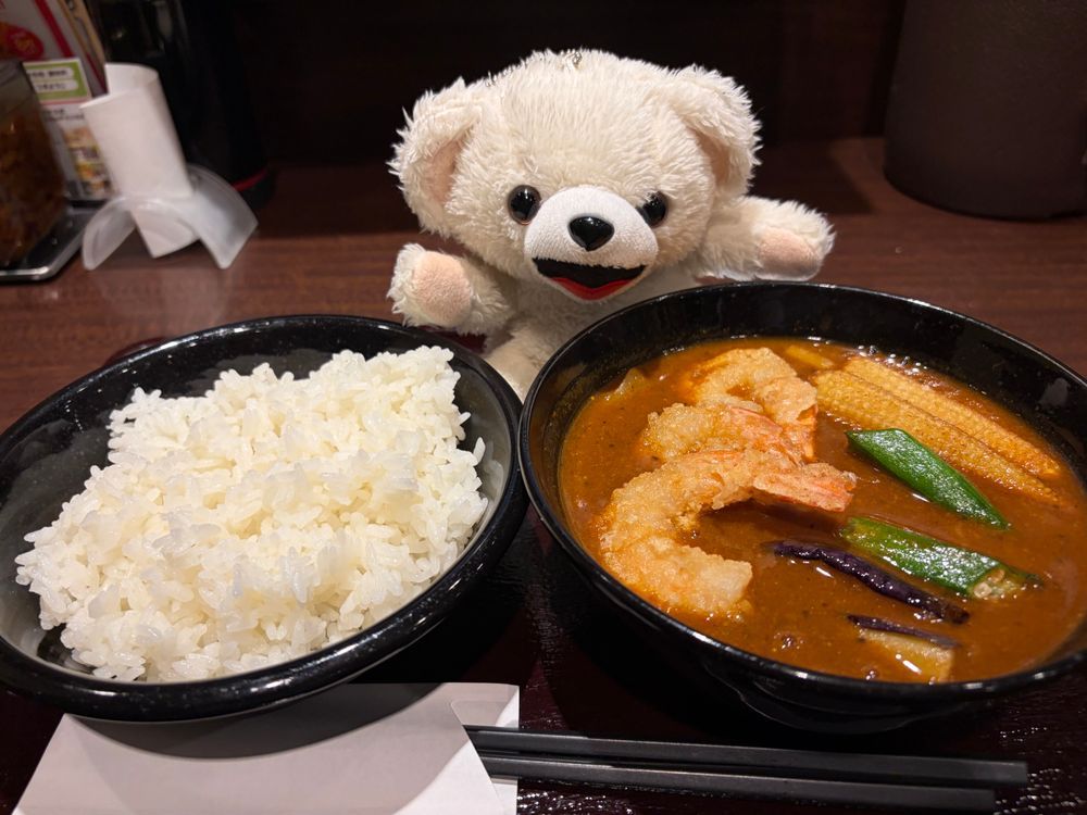 これはココイチ
トムヤムクンスープカレー
辛くて酸っぱくて美味しいんだー❗️
