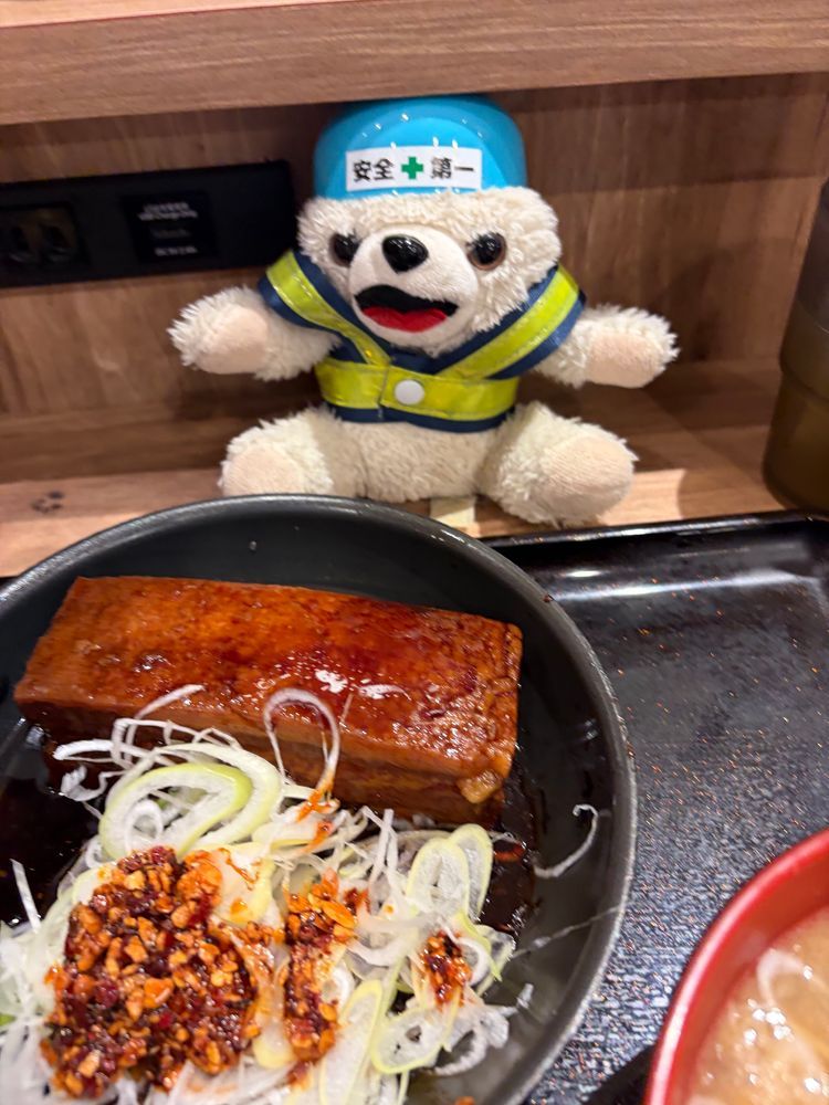 豚角煮
豚汁変更
ヨヨイのヨシ