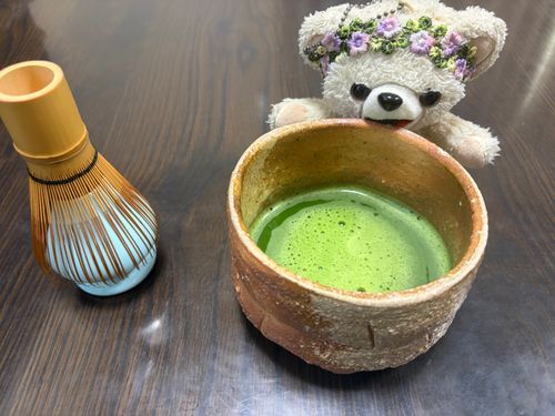 抹茶を買ってきたから、早速お茶を飲んだよ🍵
濃くて美味しいよ〜✨