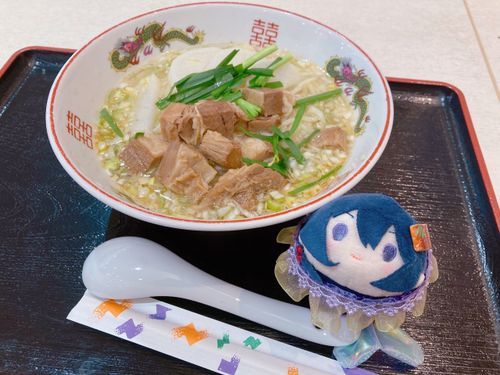 おにくほろほろすーぷはあっさり、らんしゅうぎゅうにくめんってすごくおいしいですね！！！
またたべたい……あるじもおれも、からだはめんをもとめている……🍜