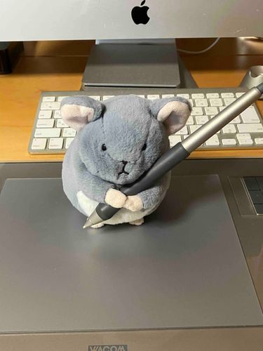 もちぬしのさぎょうをてつだっている
るるがいるから大丈夫だ、もちぬし