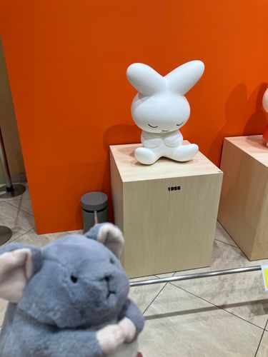 うさこちゃん、よくねむっているな