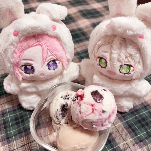よくばりフェスのアイスをぬしさんがちょっとだけのこしておいてくれたんだよォ〜♪♪いただきまァす♪