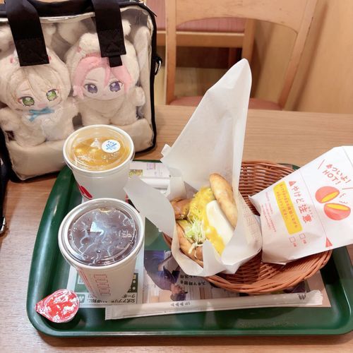 おいしいものたべて がんばろうねェ♪