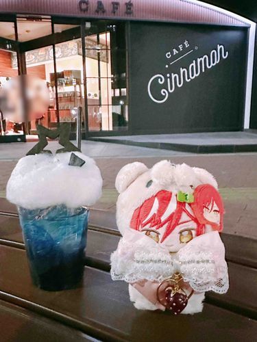 イベントお疲れ様～コラボドリンク飲んできたよ🎶