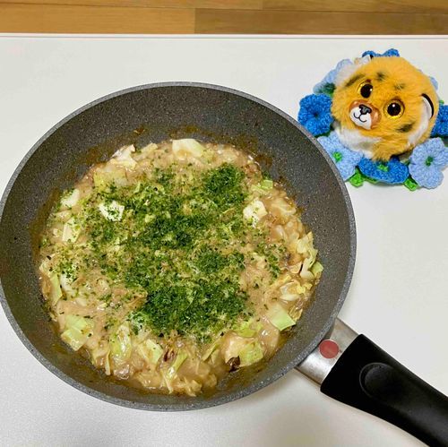 きゃべつ　たぷり　もじゃ