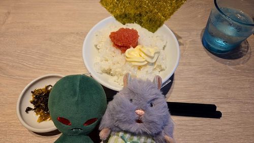 くれるまで うごかない！