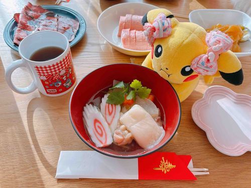 あけましておめでとうございます⚡️
今年もよろしくお願いいたします⚡️
今年もたくさん美味しいものが食べたいです⚡️