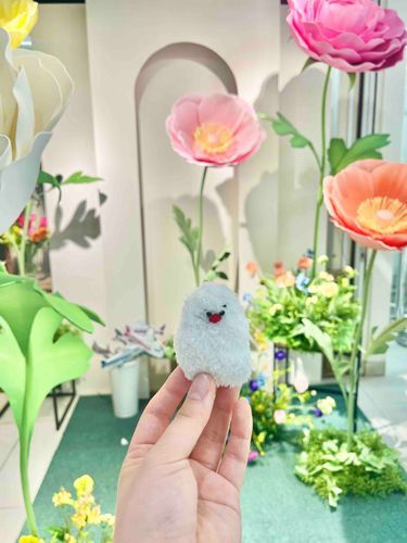 この間みつけたお花屋さんにフォトスポットがあった📸
小人になったみたいだ🧚