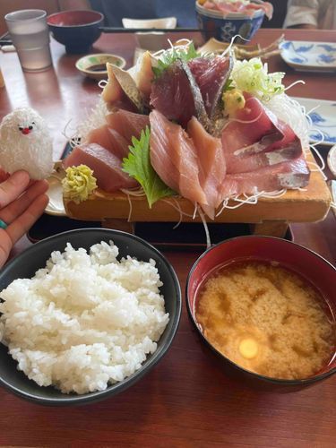 この間もりもりのおさしみ食べたよ🐠🐟🎣
