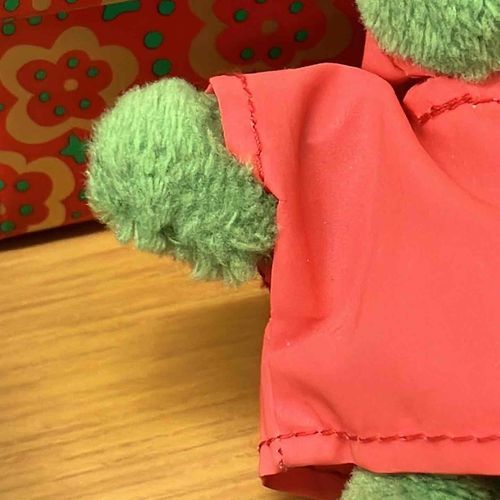 誰も傷つけることのないふわふわの手ぽこ