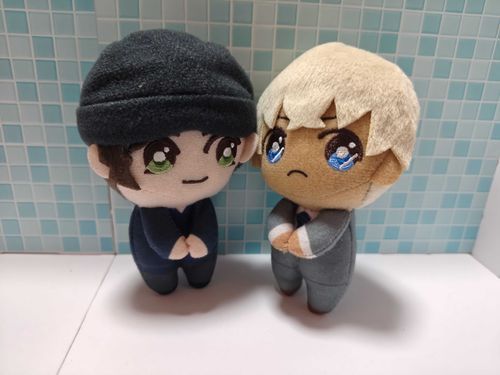 😒はじめまして、ぼくはぴょこ谷です
😏おれはぴょこ井だ
😒これからぼくたちの日々を綴っていこうと思ってます。よろしくおねがいします
😏よろしく頼む
