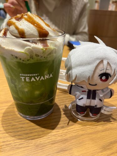 まっちゃわらびもちフラペチーノとおれだよ
