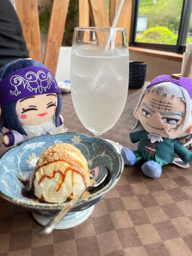 近場のお城に行った時の(*´꒳`*)
自家製梅ソーダ🥤
黒蜜きな粉アイス🍨
めっちゃ美味しかった(*^^*)♡