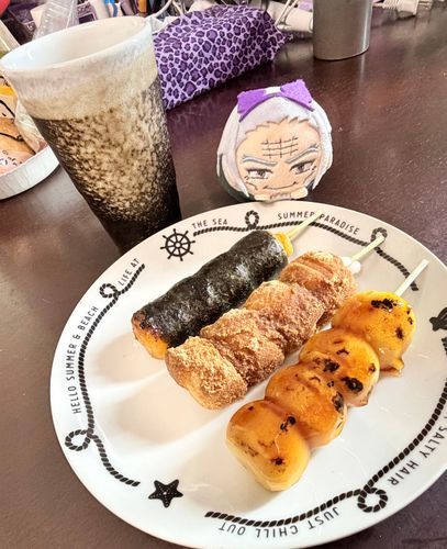 近所の和菓子屋さんへ行って来ました🫡

土方さんっ！
美味しそうやね🤤✨