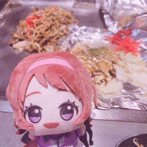 鉄板焼きよ！
ちゃんと野菜も食べて偉いわね🎶