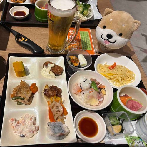 ご飯美味しい
ビール美味しい
旅はいいなぁ