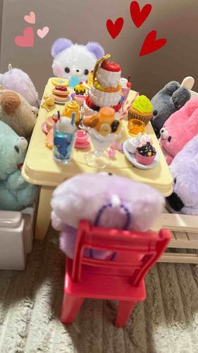 すくっとたっちさんの皆んなでケーキ食べたよ〜！
いっぱい食べたからお腹が壊れるかと思ったよ〜でも美味しかった‼︎♡⍢⃝            *⃝ ̣◌⑅⃝◍♡◌*⃝̥◍♡