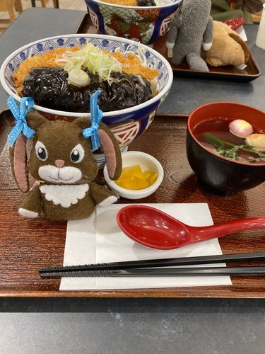 名古屋名物味噌カツ丼いただきまーす