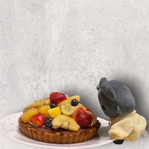 きょうはピーハイのおたんじょうびだよ‼️
おねえちゃんがフルーツいっぱいのケーキつくってくれた🎂