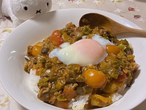 🐰⚪️夏野菜たっぷりカレー
