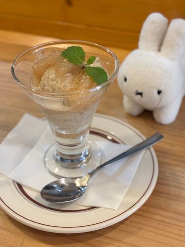 🐰⚪️桃紅茶ヨーグルトシャーベット?