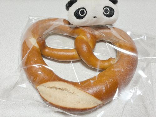 🐼🥨