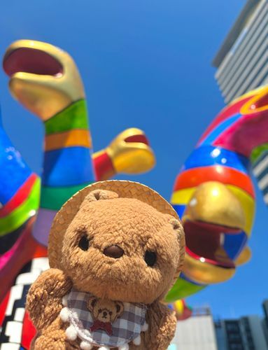 きょは かいぬしの おえかきの あと おかいものと おさんぽ💖
おひさま げんきに なって あおい おそらが きれいだね～✨️
なつの おでかけが とっても たのしみ🎶

でもでも ちょと あつすぎるよ～💦
‪(՞ .  ̫ .՞)︎💕︎