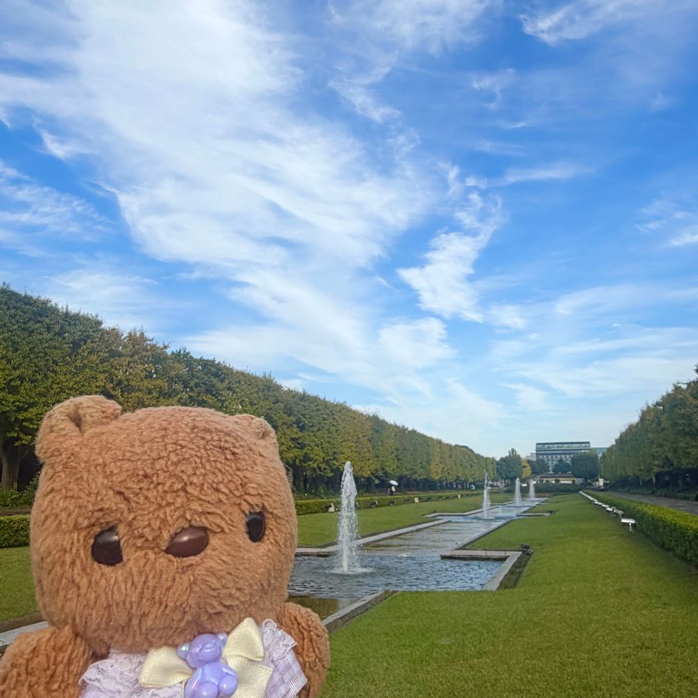 きょは かいぬしの おえかき おわったあと しょうわきねんこうえん いったよ🎶
こきあが もうすこしで おわちゃうから みられて よかったよ～💖
おしゃしん えらんで またあした とうこう するね📸✨️
‪(՞ .  ̫ .՞)︎💕︎