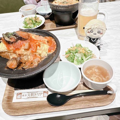 旅館の小鍋みたいなオムドリアとラッコさん🦦🥚🔥