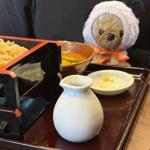 今日はお蕎麦🌟
ちゃうはとろろ蕎麦を食べたよ🍜


