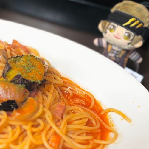 (パスタ風ラーメンについて考えている)