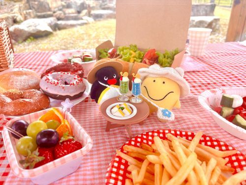 🌸🍒🥪🧺🌸 🌸🍒🥪🧺🌸
おともだちと
お花見ピクニック
してきたよ！
🌸🍒🥪🧺🌸 🌸🍒🥪🧺🌸