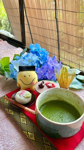 主は抹茶粉を買ってから𝒘𝒂𝒃𝒊𝒔𝒂𝒃𝒊…にハマっているよ💠✨
結構なお手前ですおーじろう先生…🍵
