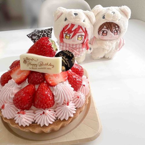 誕生日を祝ってくれてありがとウ♩
こねこちゃんのお友達の所にいる守沢センパイも来てくれたヨ
