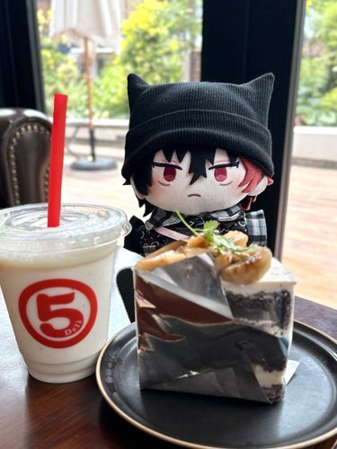 「バナナのショートケーキとバナナジュースだ」