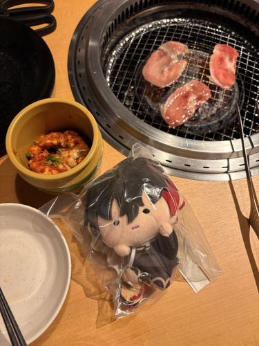 「んま！んまままままままま」
出たら焼肉臭くなっちゃうからダメ！