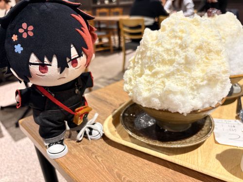 ｢あいつら、ひとり一個頼んだらでかくて固まってる｣
｢おれ知らねー｣