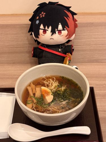 ｢夜泣きそばだ。コショウが合う｣