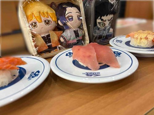 みんなでお寿司食べに行って来ました〜🍣
そして昨日から⚡️くんと🦋さんも家族になりました
(基本は🍑くんメインですが、たまに2人も投稿するかもです！)