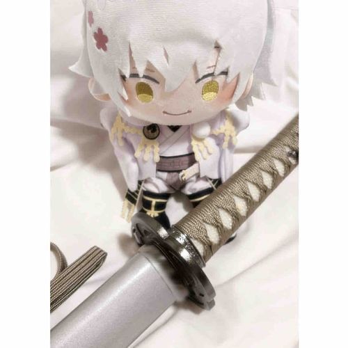 鶴丸の模造刀あるよ!