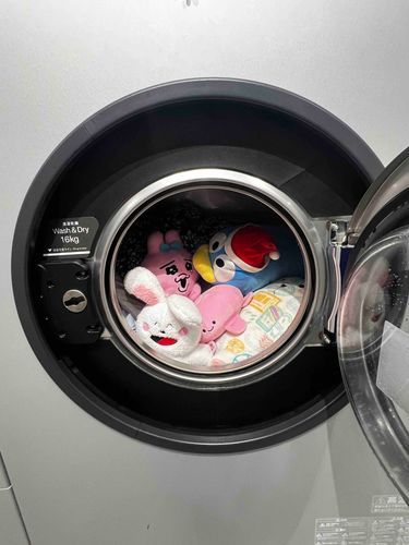 みんなといっしょに謎の機械にいれられてしまいました…ﾀｽｹﾃ…🪼