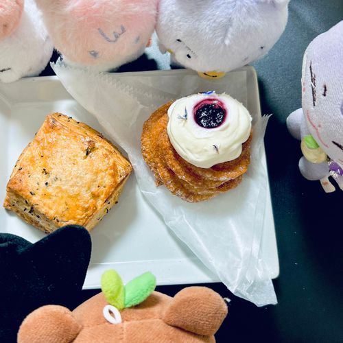おたんじょうびおめでと〜〜〜〜

🐟…こっちに向かって言いなさいよw